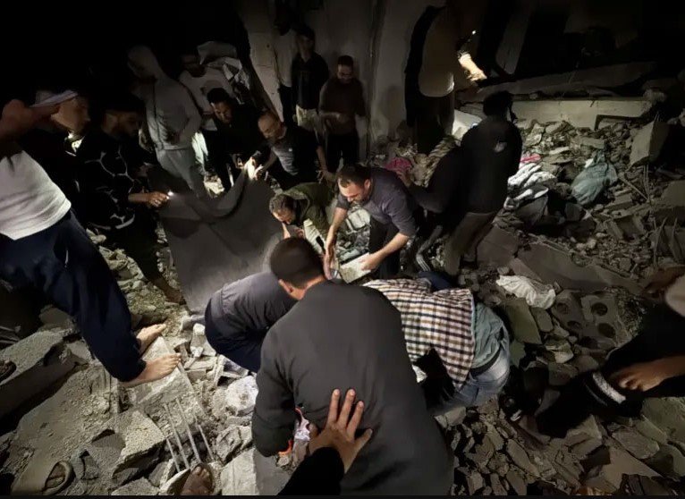 গাজায় জাতিসংঘের ক্লিনিকে ইসরায়েলি হামলায় নিহত বেড়ে ৮০