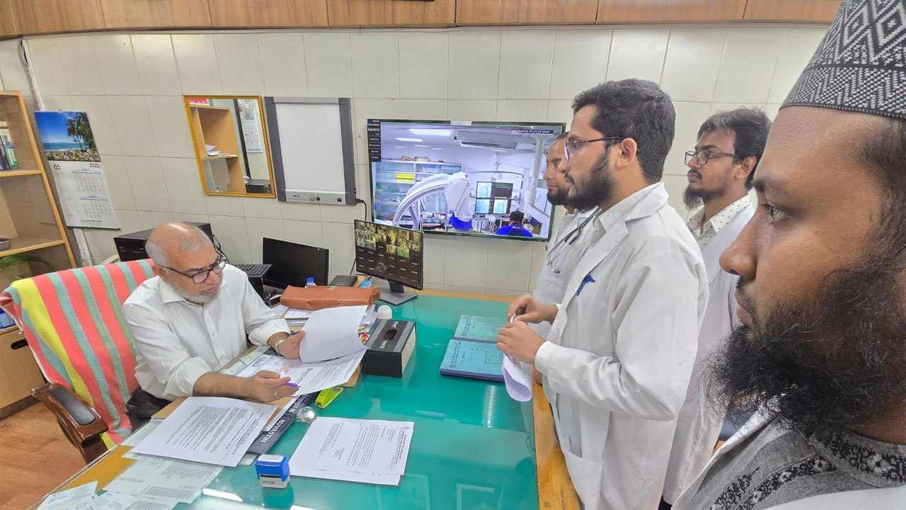 পোস্টগ্রাজুয়েট সংস্কারে ৭ দফা, সেগমেন্টাল পাস-ক্যারিঅন চালুর দাবি