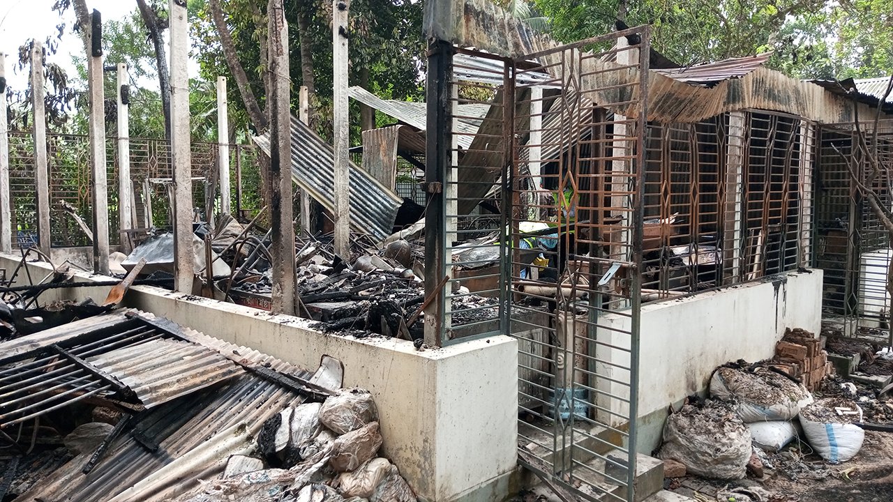 ভাস্কর্য শিল্পীর বাড়িতে আগুন : ৭ সদস্যের তদন্ত কমিটি গঠন