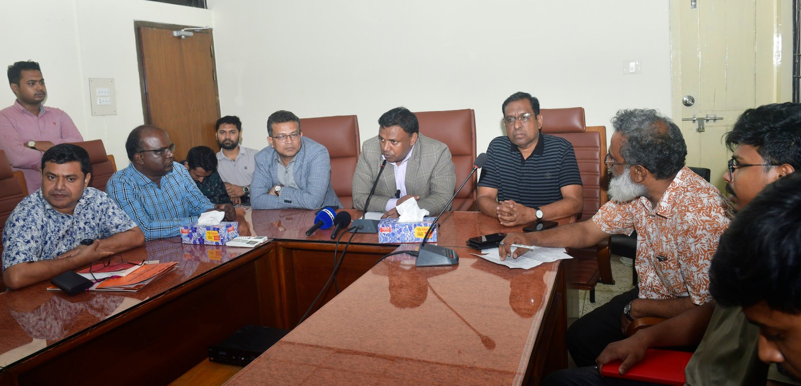 নোবিপ্রবি গণমাধ্যমকর্মীদের সঙ্গে উপাচার্যের মতবিনিময় সভা