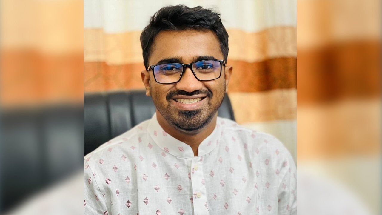 ইশরাক হোসেন মেয়র পদে বসলে ঢাকাবাসী যোগ্যনেতা পাবে : রাশেদ খান