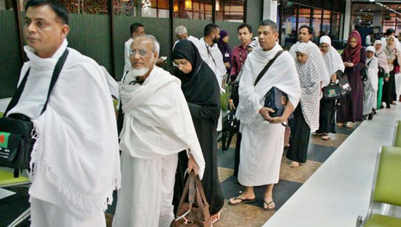 ৬৫ হাজারের বেশি বাংলাদেশি হাজি দেশে ফিরেছেন, এ বছর হজে ৪২ জনের মৃত্যু