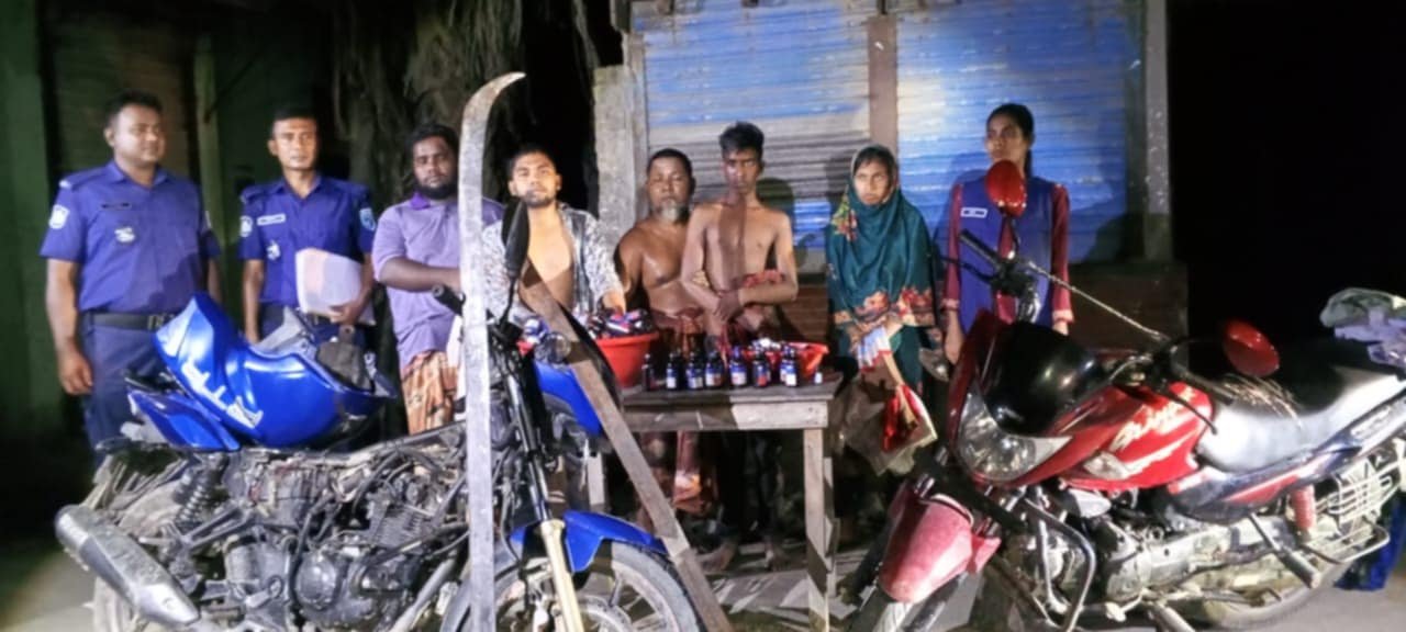 কালীগঞ্জে সেনা অভিযানে মাদক ব্যবসায়ী আটক