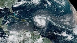 ক্যাটাগরি–৪ হারিকেন ‘এরিন’ মোকাবিলায় প্রস্তুতি নিচ্ছে ক্যারিবিয়ান দ্বীপপুঞ্জ