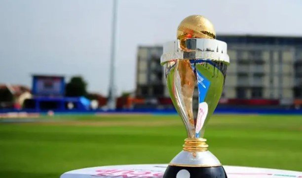 রেকর্ডের পর রেকর্ড, পাকিস্তানের স্বপ্ন ভাঙল মুনি–কিংয়ের ব্যাটে!