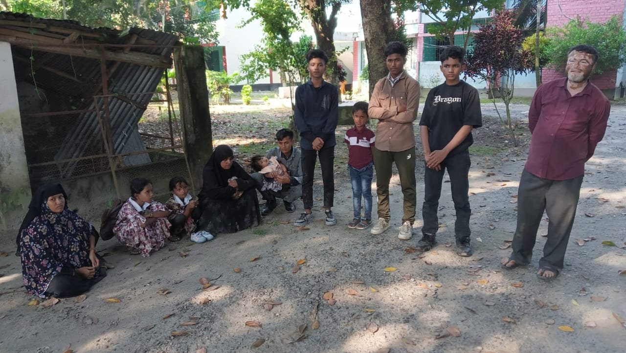 কু‌ড়িগ্রামে নারী-‌শিশুসহ ১১ রো‌হিঙ্গা আটক!