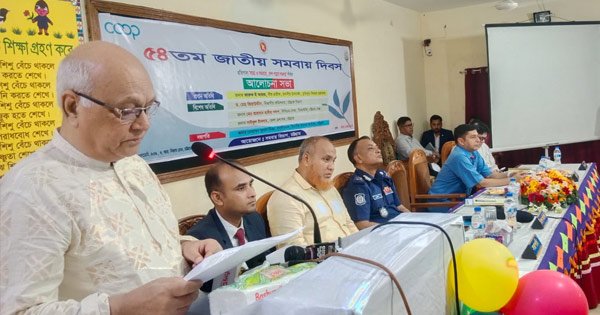 দক্ষ জনশক্তি ও অর্থনৈতিক উন্নয়নে সমবায় আন্দোলনের বিকল্প নেই : উপদেষ্টা ফারুক-ই-আজম