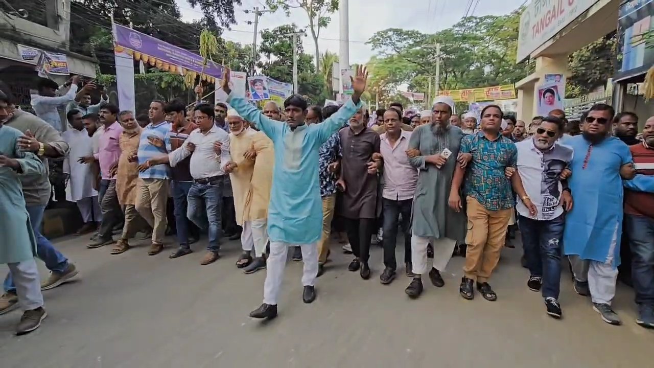 টাঙ্গাইল-৫ আসনে বিএনপি'র মনোনয়ন ঘোষণার দাবিতে মিছিল