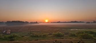 পঞ্চগড়ে রাতে হাড় কাঁপানো শীত, দিনে ঝলমলে রোদ