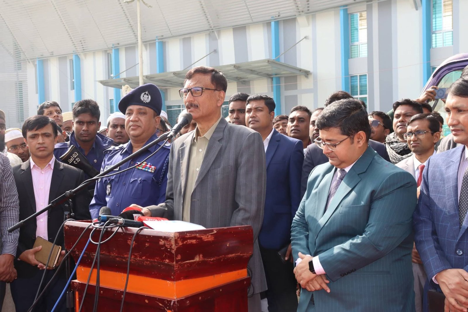 আমরা চাই নির্বাচনে বিপুল সংখ্যক বিদেশি পর্যবেক্ষক থাকুক: পররাষ্ট্র উপদেষ্টা