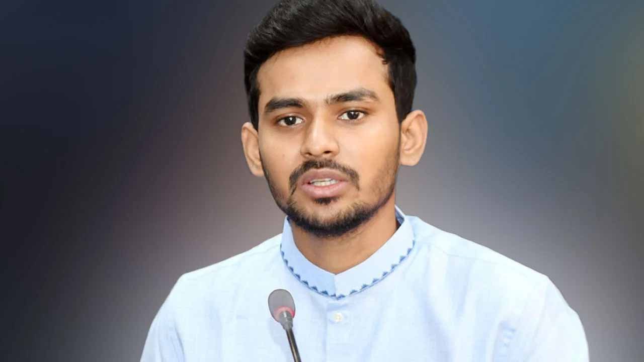 এনসিপিতে যোগ দিচ্ছেন আসিফ মাহমুদ