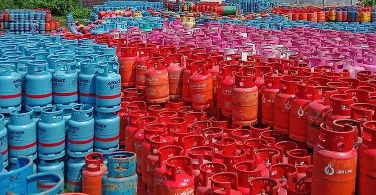 রবিবার এলপিজি গ্যাসের নতুন দাম ঘোষণা