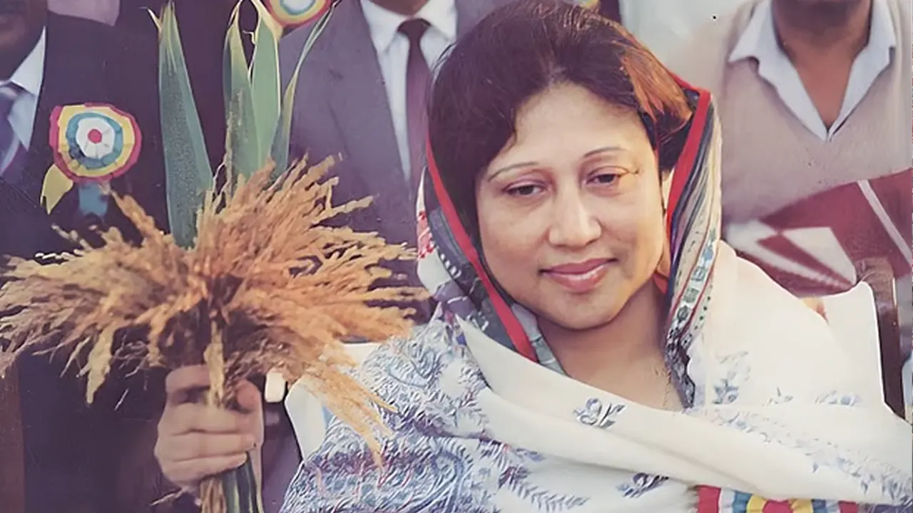 ফেনী-১ আসনে খালেদা জিয়ার মনোনয়ন স্থগিত