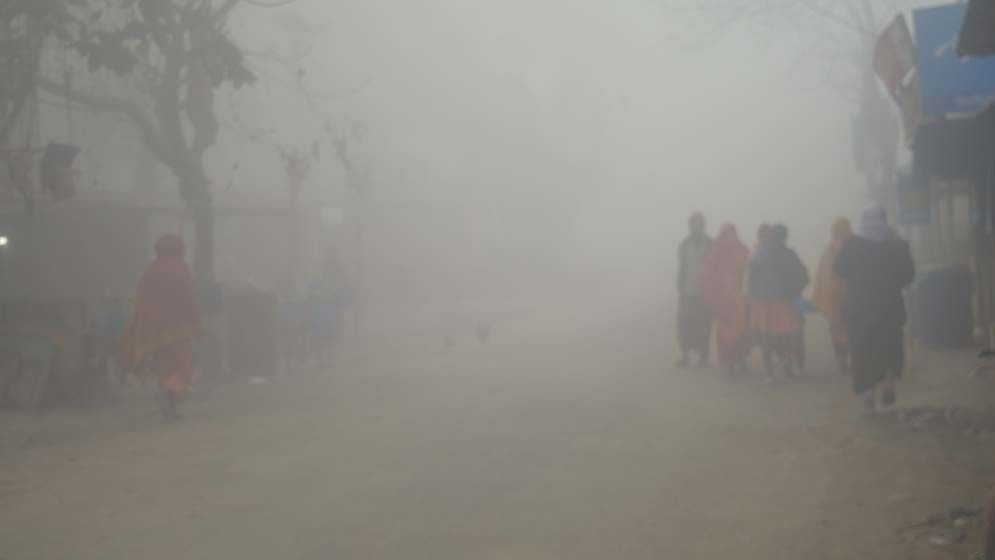 পঞ্চগড়ে মৃদু শৈত্যপ্রবাহ, তাপমাত্রা নামল ৮ ডিগ্রিতে